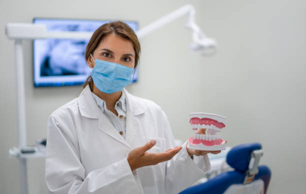 Best Emergency Denture Repair in Meadowbrook, CA