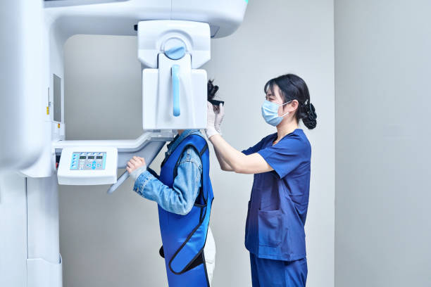 Best Pediatric Emergency Dentist in Meadowbrook, CA